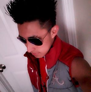 Meet your Posher, Alan alexis